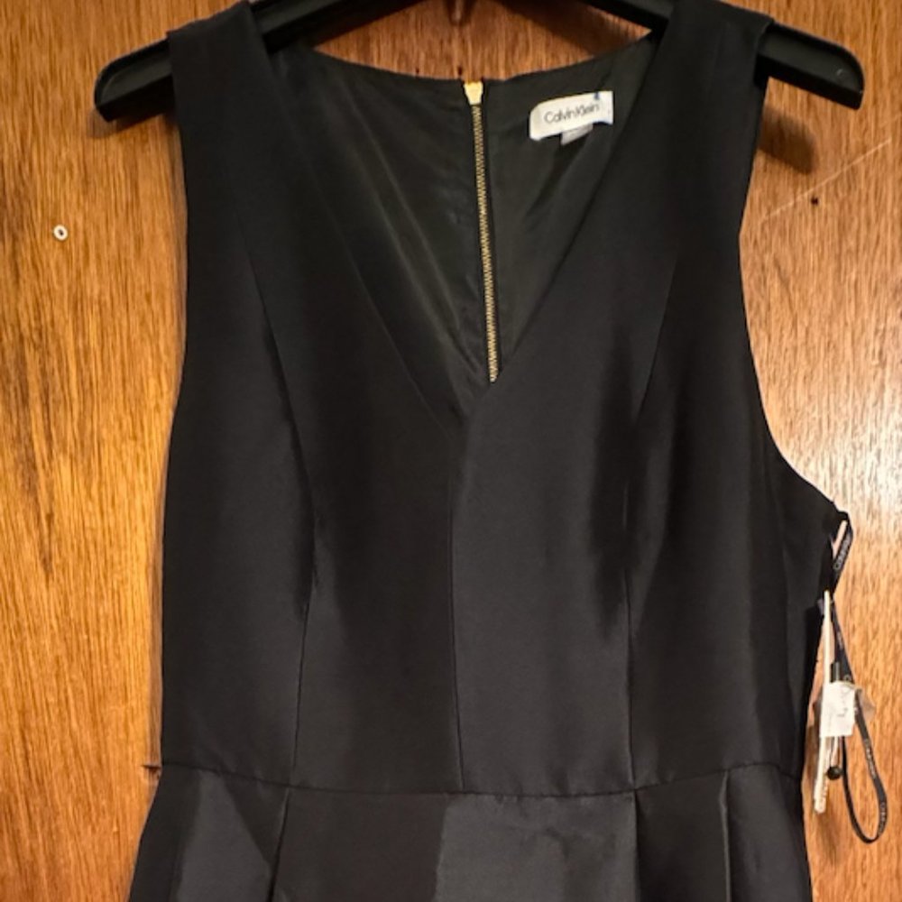 CALVIN KLEIN High-low A-Line Gown